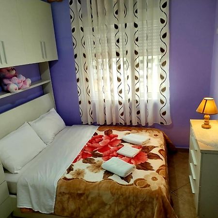 Amaris Apartment Дуррес Екстер'єр фото
