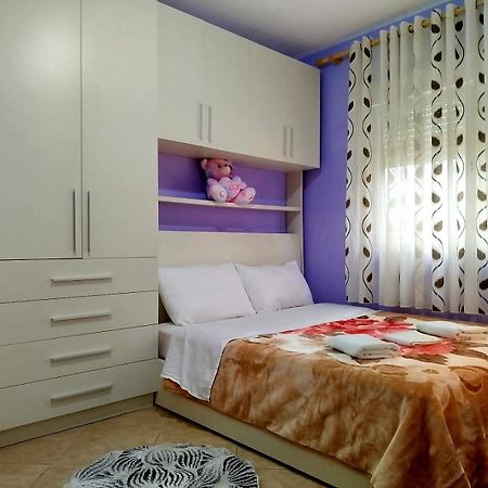 Amaris Apartment Дуррес Екстер'єр фото