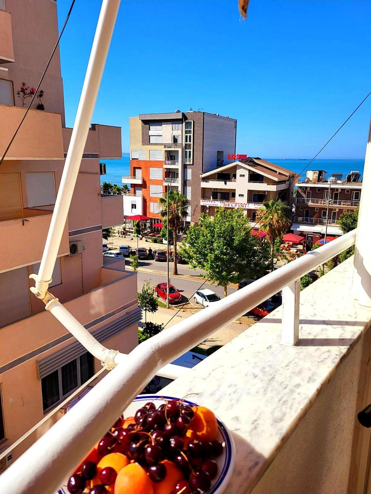 Amaris Apartment Дуррес Екстер'єр фото